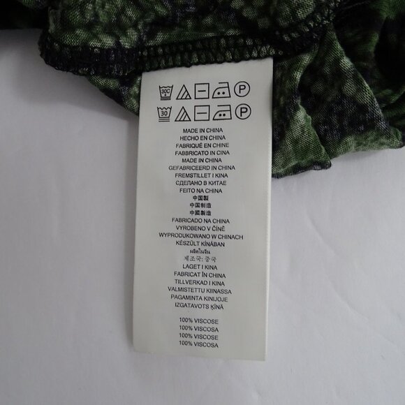 Michael Michael Kors Green Snake Print Knit Top Women Size P 3/4 Sleeve Pullover - Picture 7 of 11